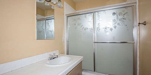 564 Kelly Ave, Camarillo, CA 93010