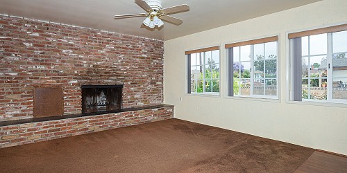 564 Kelly Ave, Camarillo, CA 93010