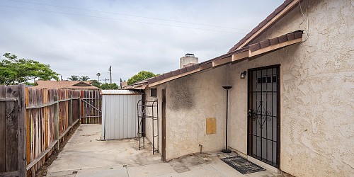 564 Kelly Ave, Camarillo, CA 93010