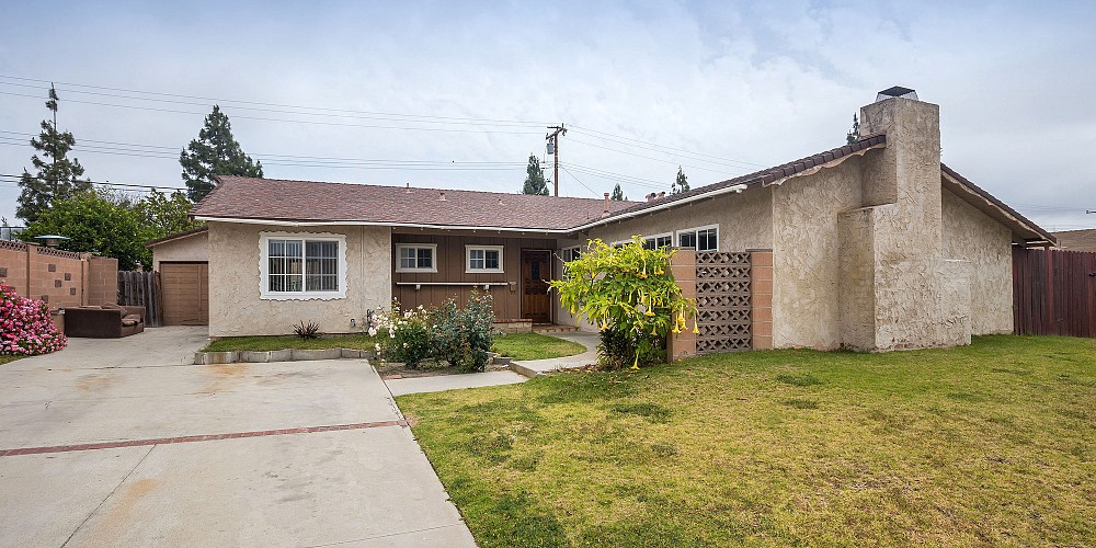 564 Kelly Ave, Camarillo, CA 93010