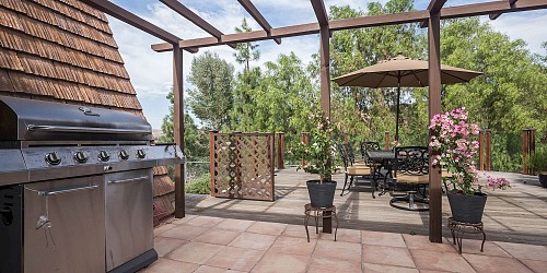 28950 Rosecrest Drive, Agoura, CA 91301