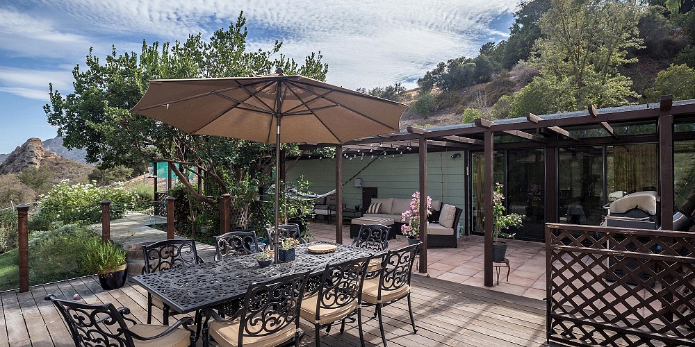 28950 Rosecrest Drive, Agoura, CA 91301