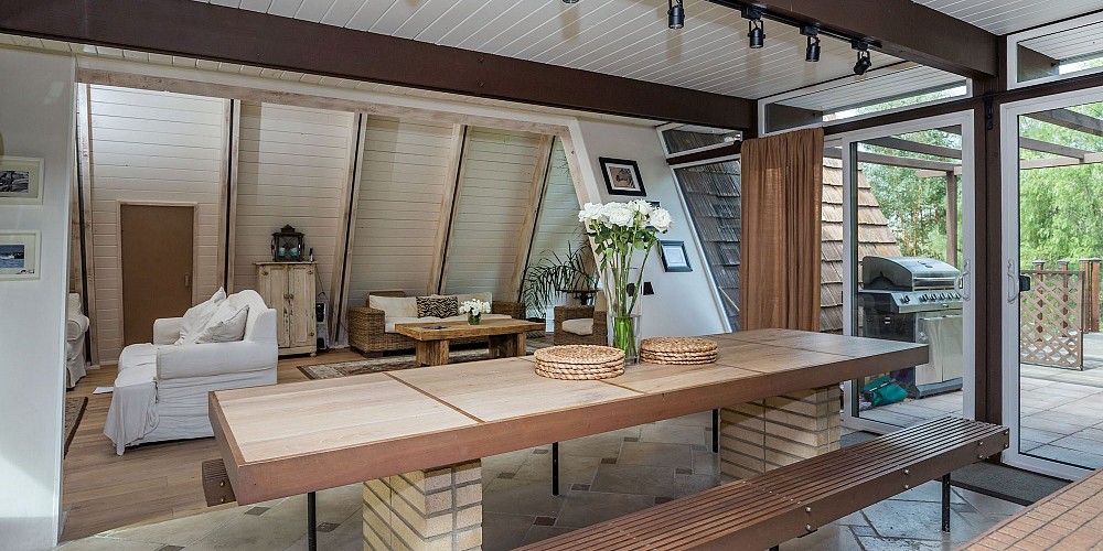 28950 Rosecrest Drive, Agoura, CA 91301