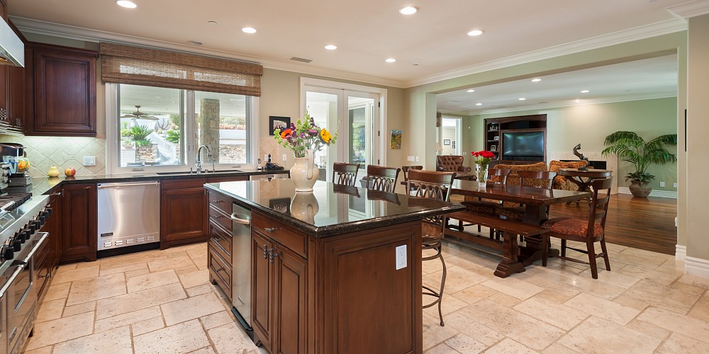 1045 Cheshire Hills Ct., Westlake Village, CA 91361