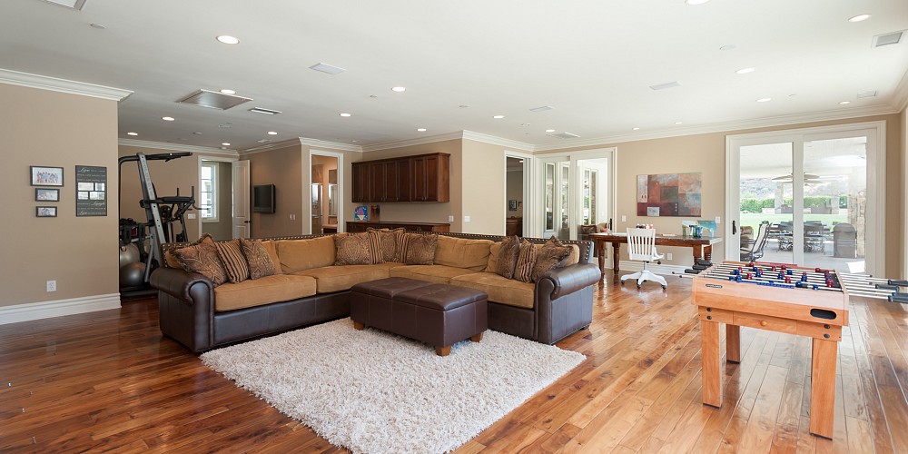 1045 Cheshire Hills Ct., Westlake Village, CA 91361