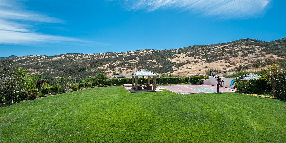 1045 Cheshire Hills Ct., Westlake Village, CA 91361