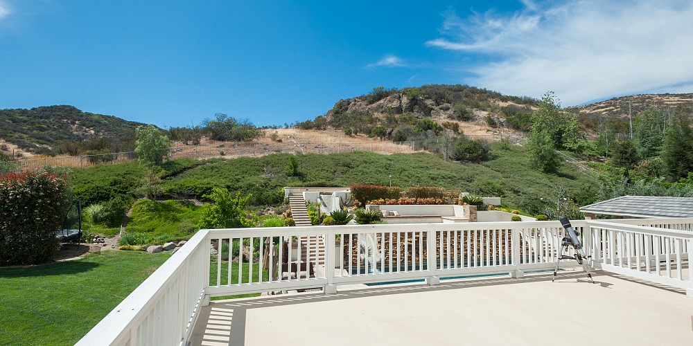 1045 Cheshire Hills Ct., Westlake Village, CA 91361