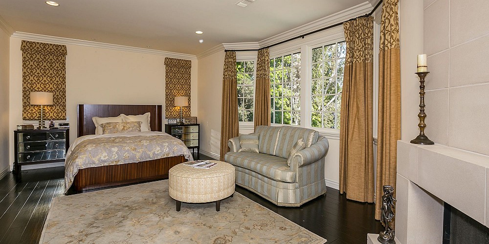 6114 Edinburgh Court, Agoura Hills, CA 91301