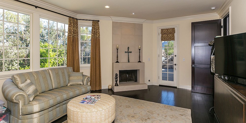 6114 Edinburgh Court, Agoura Hills, CA 91301