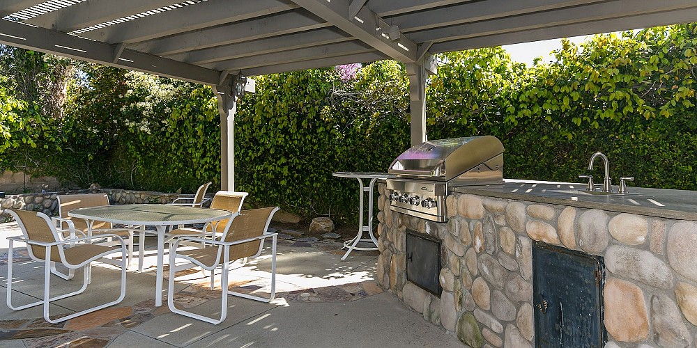 6114 Edinburgh Court, Agoura Hills, CA 91301