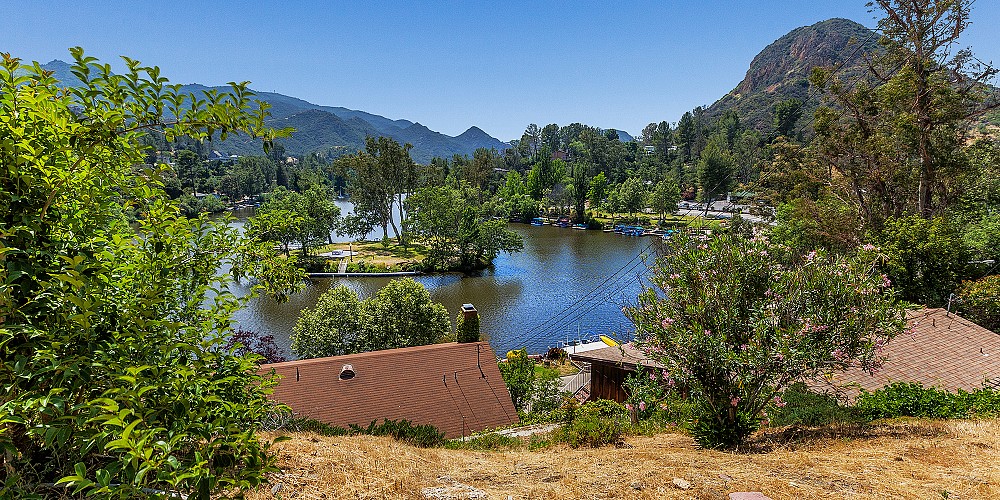 2249 Pinecrest Road, Agoura, CA 91301