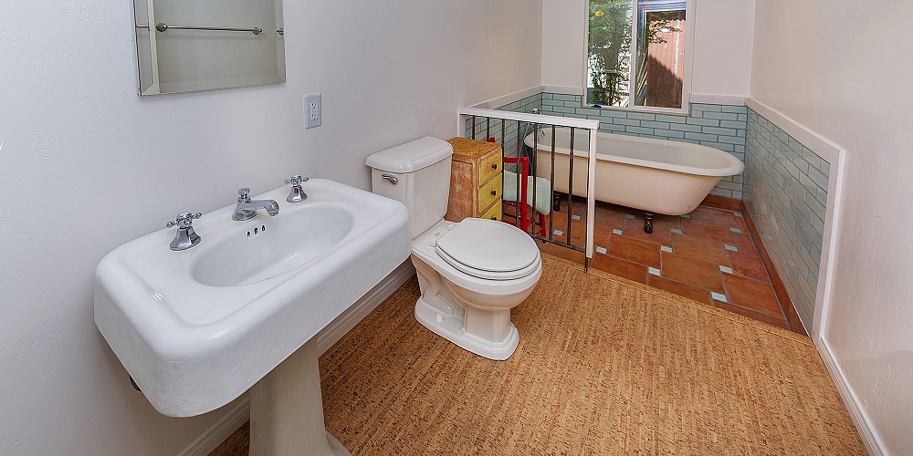 2249 Pinecrest Road, Agoura, CA 91301