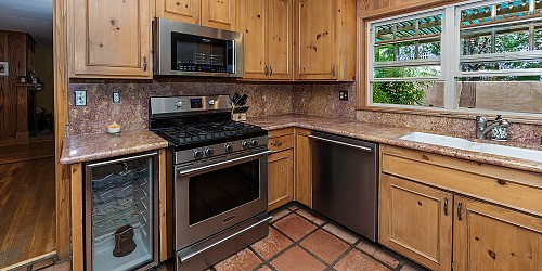 1636 Lookout Drive, Agoura, CA 91301