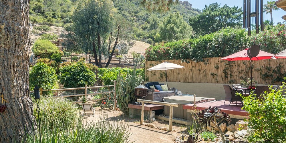 1636 Lookout Drive, Agoura, CA 91301