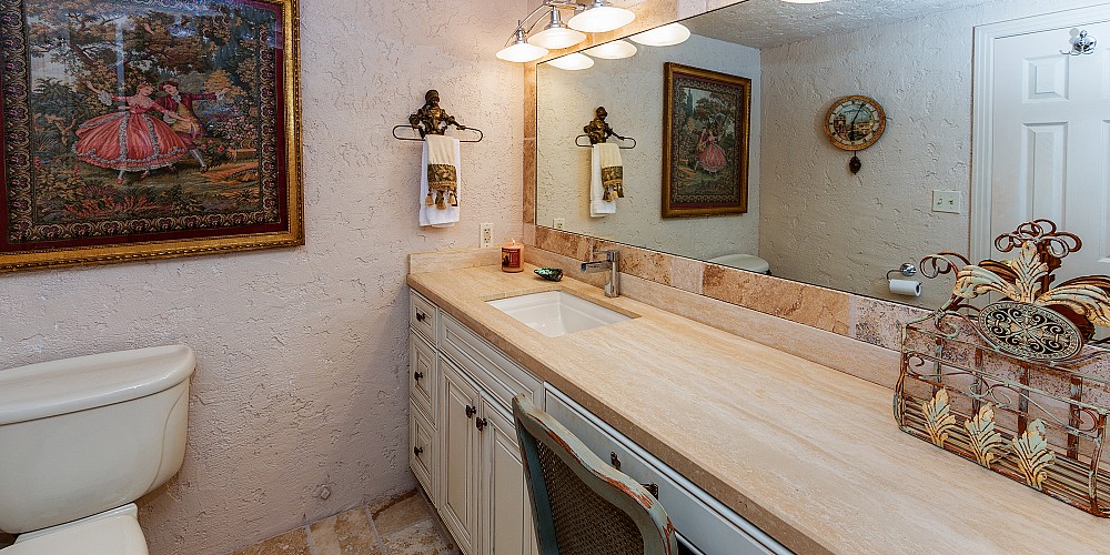 1605 Lookout Drive, Agoura, CA 91301