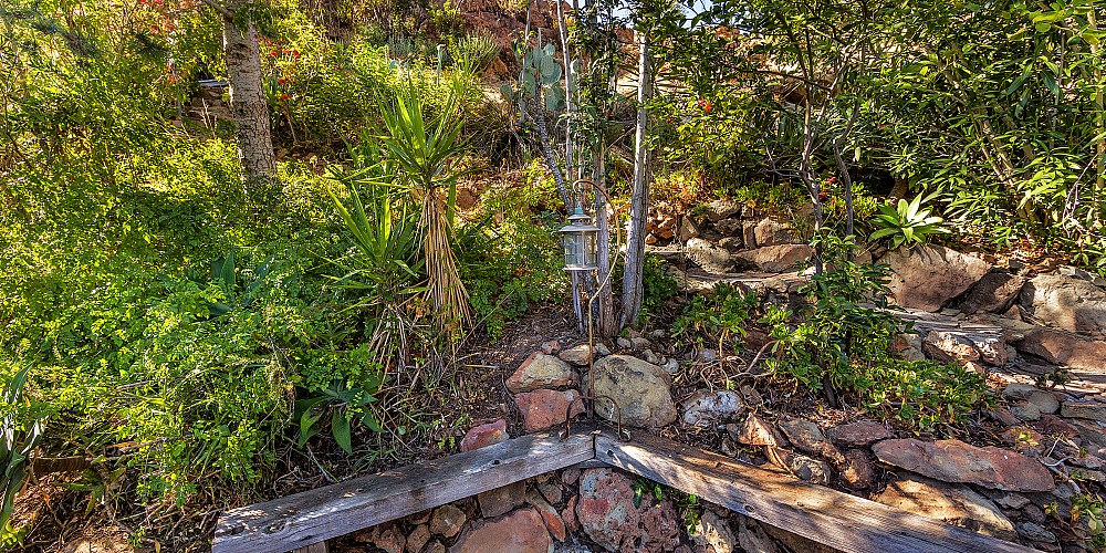 1605 Lookout Drive, Agoura, CA 91301