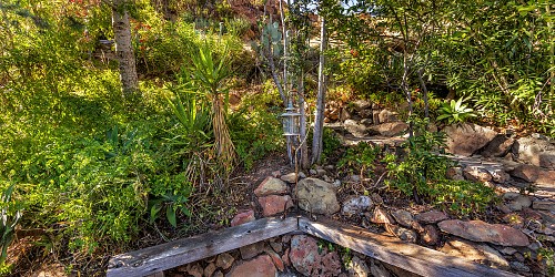 1605 Lookout Drive, Agoura, CA 91301