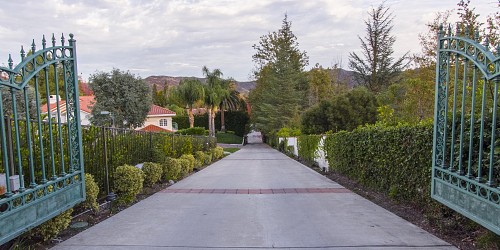 3828 Castle View, Agoura, CA 91301