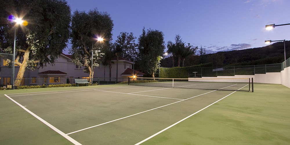 3828 Castle View, Agoura, CA 91301