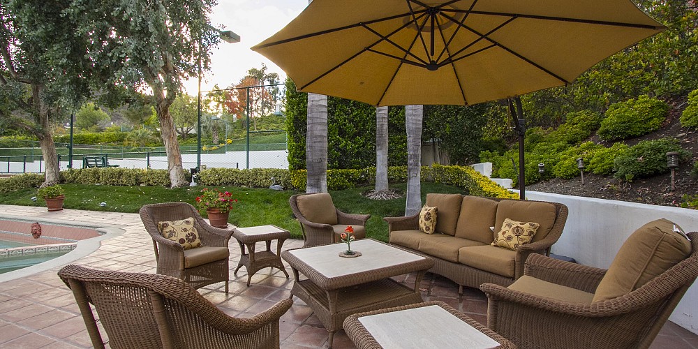 3828 Castle View, Agoura, CA 91301