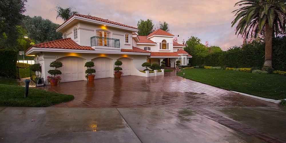 3828 Castle View, Agoura, CA 91301