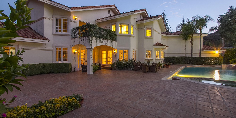 3828 Castle View, Agoura, CA 91301