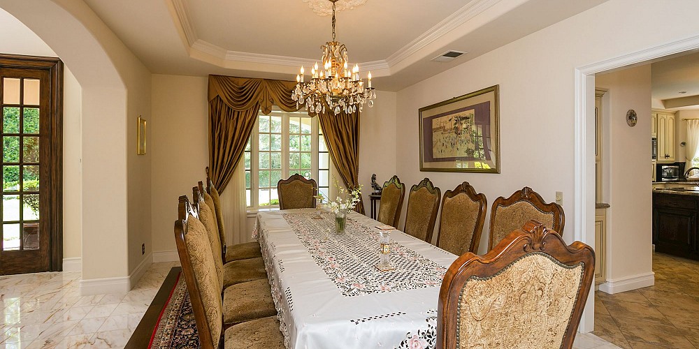 3828 Castle View, Agoura, CA 91301