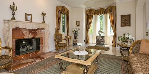 3828 Castle View, Agoura, CA 91301