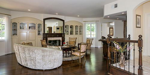 3828 Castle View, Agoura, CA 91301