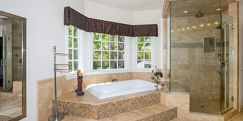 3828 Castle View, Agoura, CA 91301