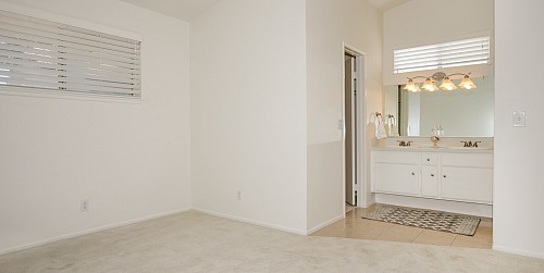 1056 Windmill Lane, Oak Park, CA 91377