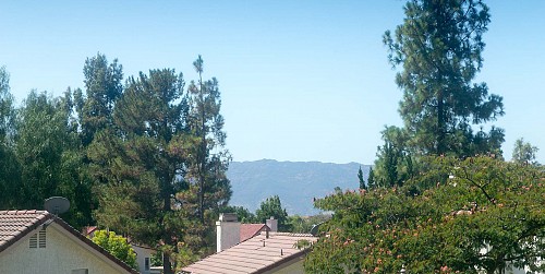 1056 Windmill Lane, Oak Park, CA 91377