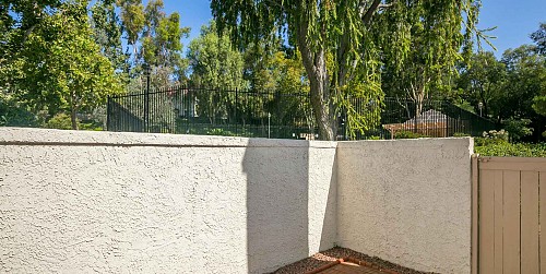 1056 Windmill Lane, Oak Park, CA 91377