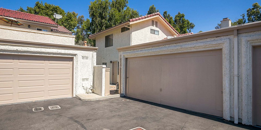 1056 Windmill Lane, Oak Park, CA 91377