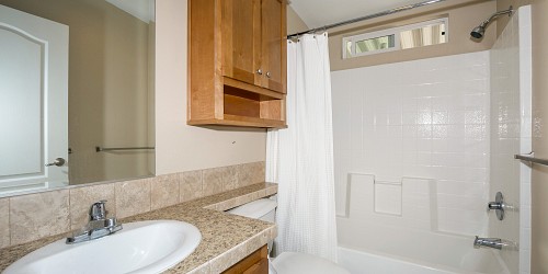 1667 Las Virgenes Canyon Rd #3, Calabasas, CA 91302