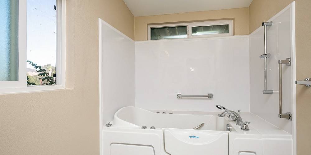 1667 Las Virgenes Canyon Rd #3, Calabasas, CA 91302