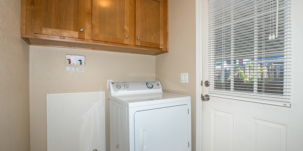 1667 Las Virgenes Canyon Rd #3, Calabasas, CA 91302