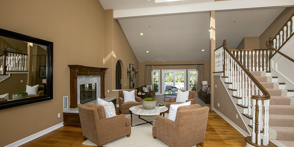 531 Country Valley Road, Westlake Village, CA 91362