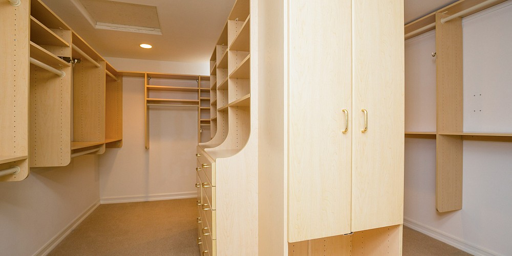 531 Country Valley Road, Westlake Village, CA 91362