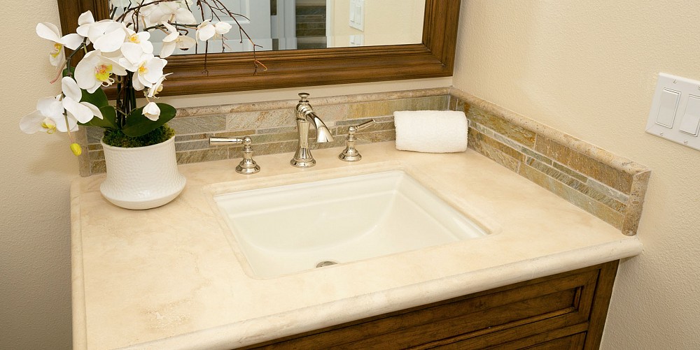 531 Country Valley Road, Westlake Village, CA 91362