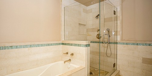 531 Country Valley Road, Westlake Village, CA 91362