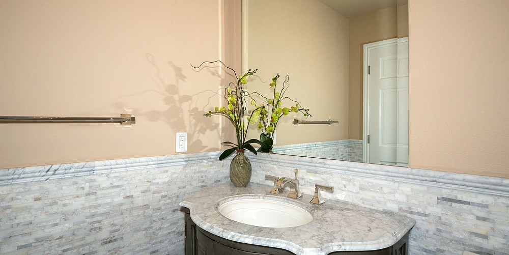 531 Country Valley Road, Westlake Village, CA 91362