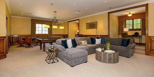 531 Country Valley Road, Westlake Village, CA 91362