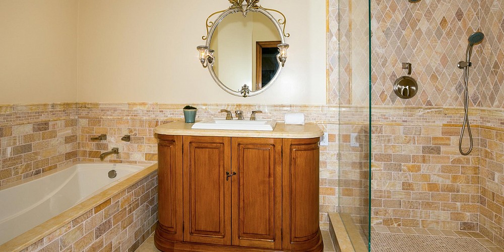 531 Country Valley Road, Westlake Village, CA 91362