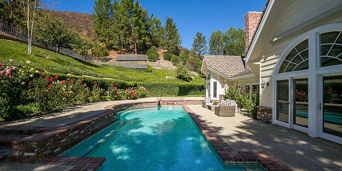 531 Country Valley Road, Westlake Village, CA 91362