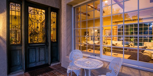 29305 Laro Drive, Agoura Hills, CA 91301