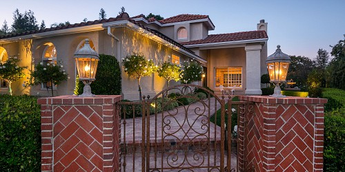 29305 Laro Drive, Agoura Hills, CA 91301