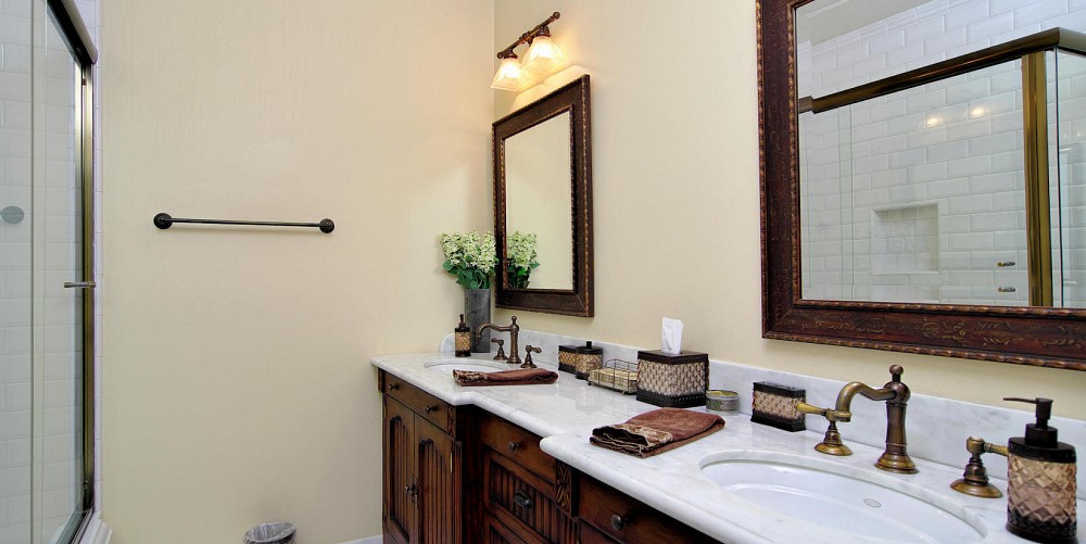 29305 Laro Drive, Agoura Hills, CA 91301