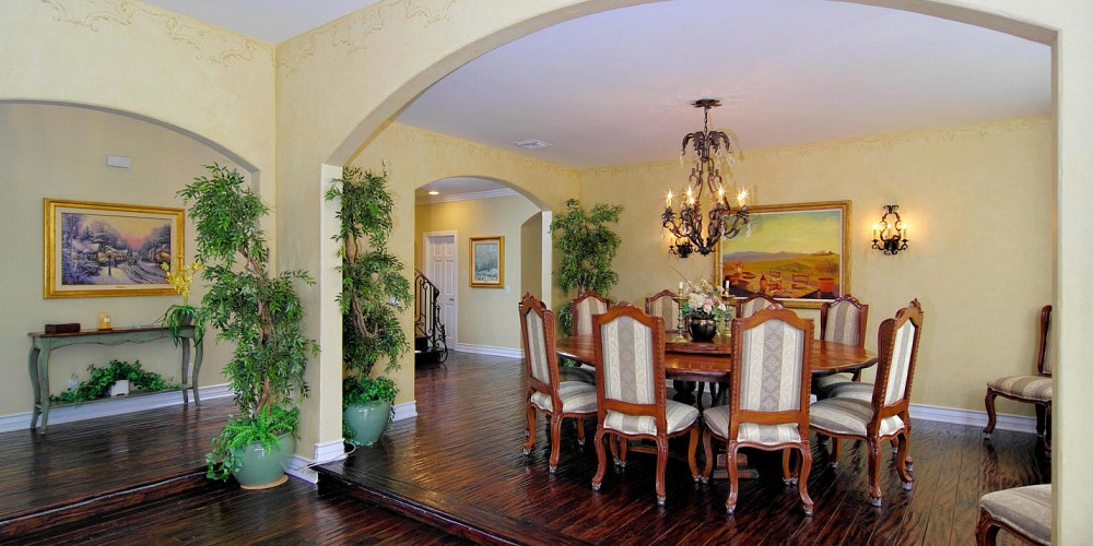 29305 Laro Drive, Agoura Hills, CA 91301