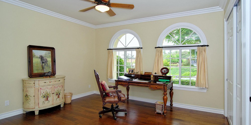 29305 Laro Drive, Agoura Hills, CA 91301